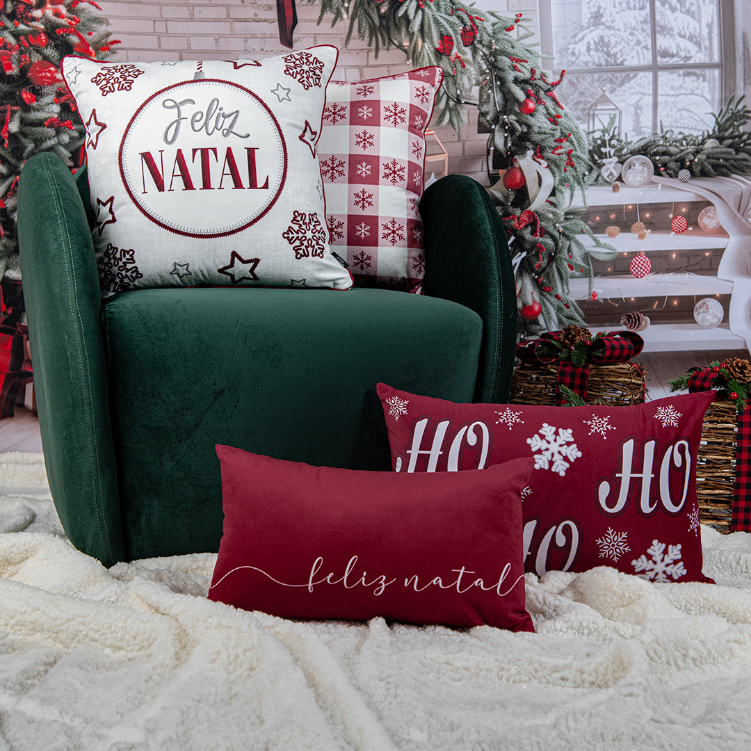 Capa Almofada Natalina Veludo Xadrez Flocos de Neve 50x50cm c/ Cordonê
