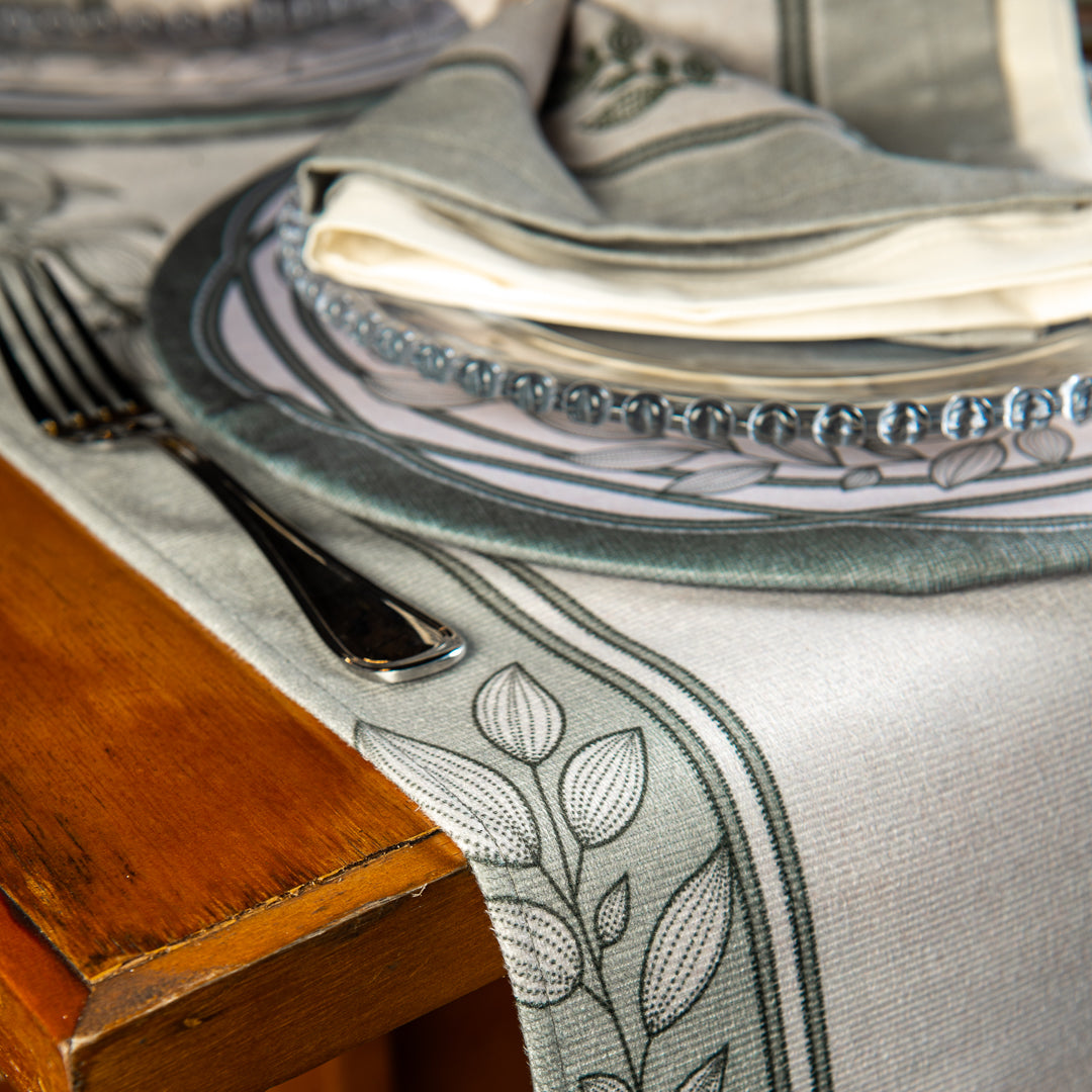 Caminho de Mesa Folhas Verdes c/ Hidrorrepelência 43x141cm