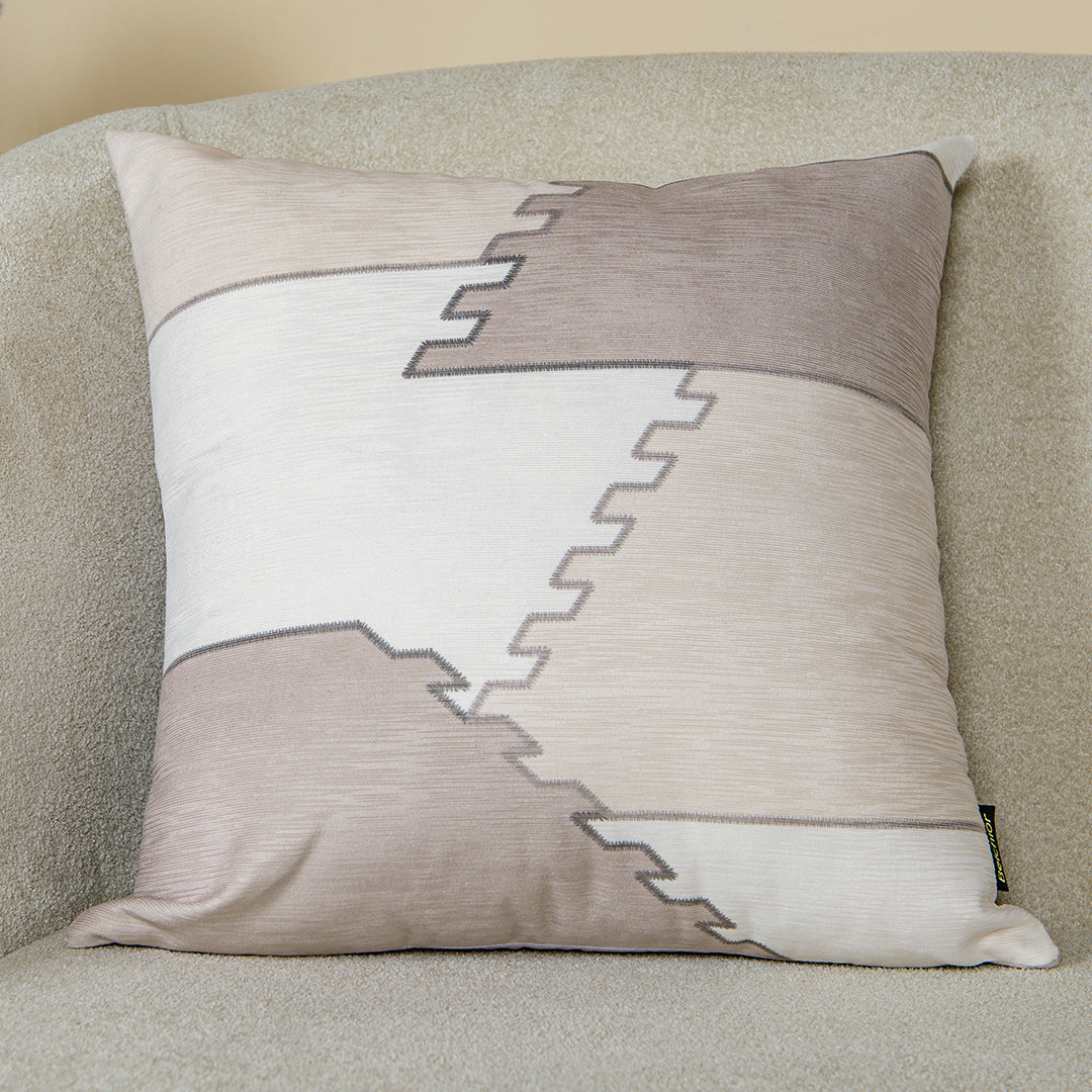 Capa Almofada Aveludada Bordado Estampado Bege Serenity