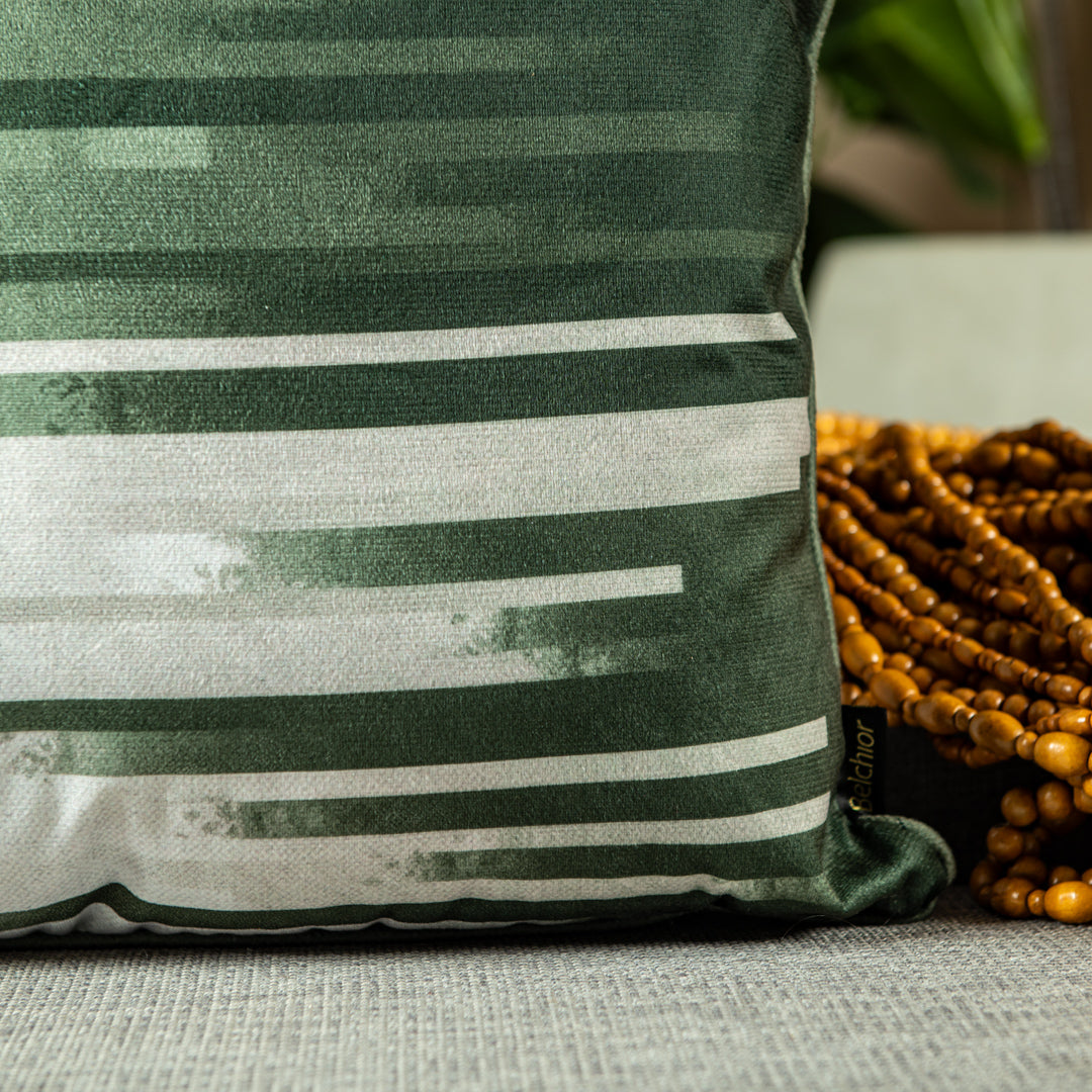 Capa Almofada Aveludada Verde Branca c Cordonê Velveteen 43x43cm