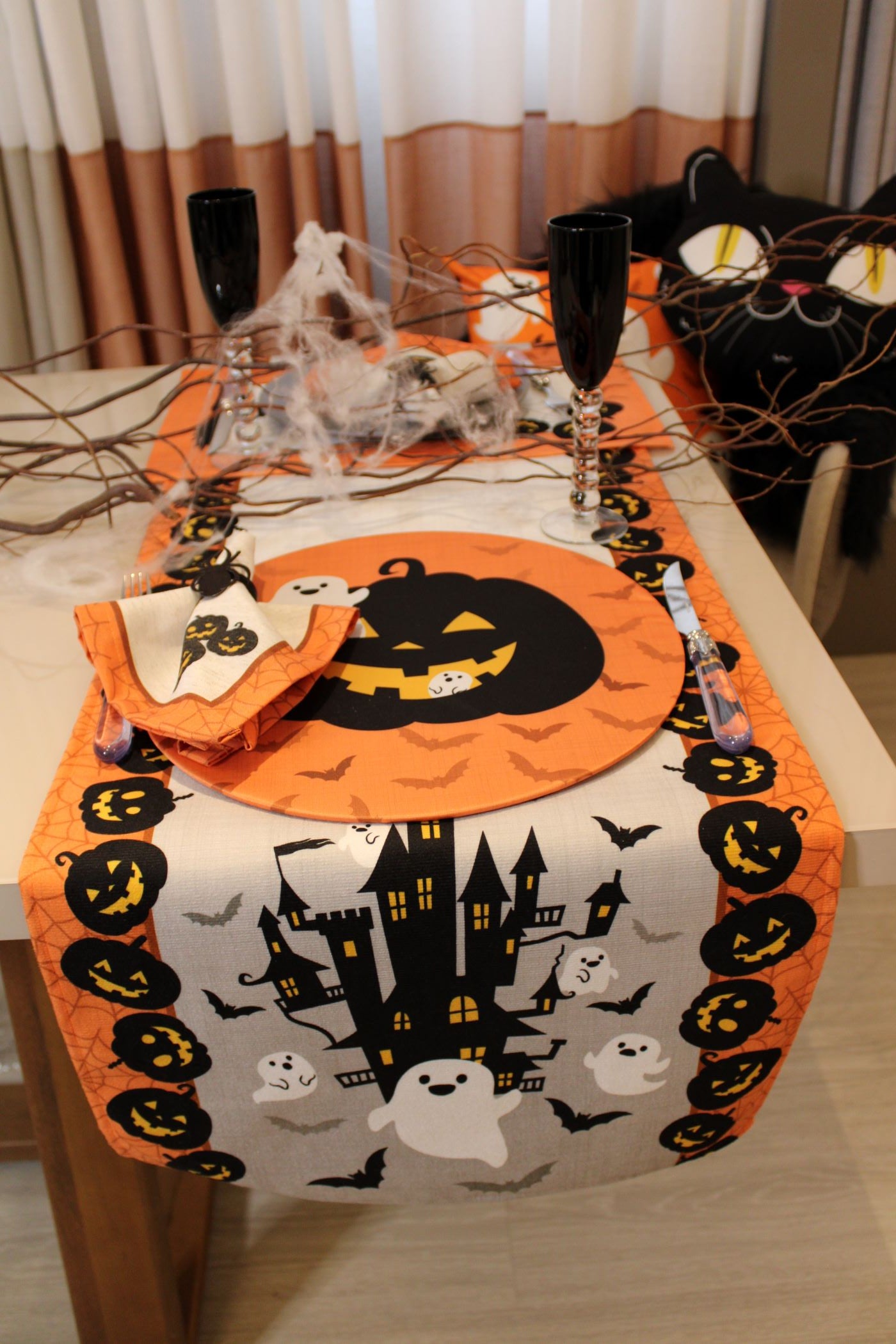 Kit 2 Capas p/ Sousplat Halloween Dia Das Bruxas Abóbora e Fantasmas
