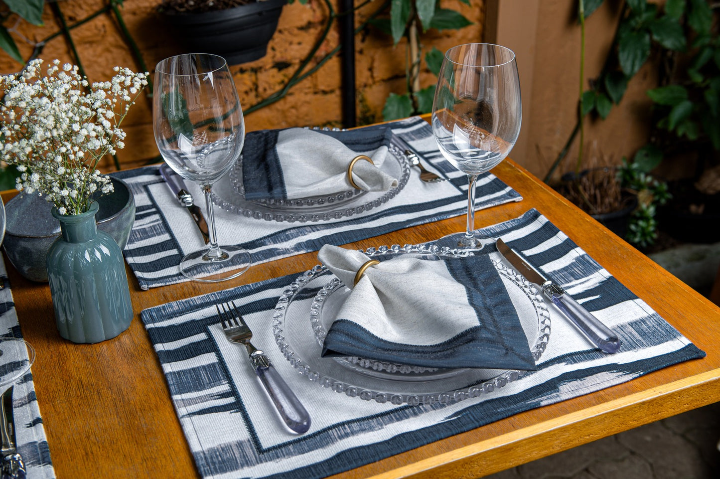 Kit 2 Guardanapos Linho Ikat Azul 40x40 + 2 Argolas