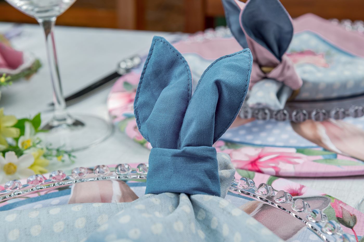 Kit 2 Guardanapos Páscoa Azul Rosa Poá Linho 40x40 + 2 Orelinhas