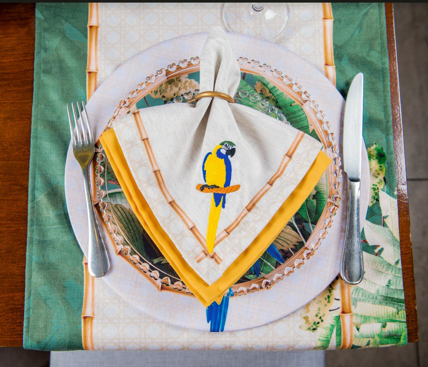 Kit 2 Capas para Sousplat Arara Tropical 35x35