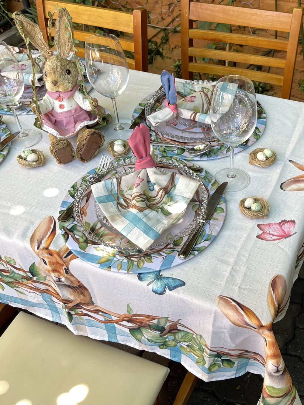 Toalha de Mesa Quadrada Páscoa Xadrez 4 Lugares 140x140cm