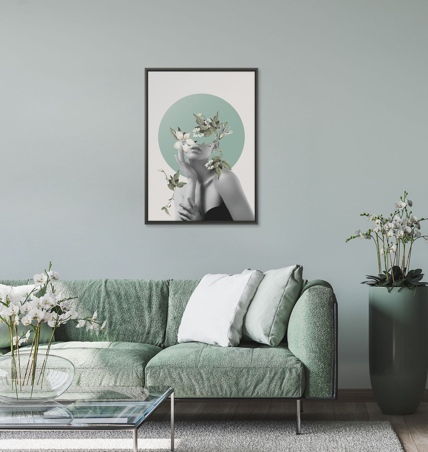 Quadro Busto Mulher Flor Tela Fosca Moldura 3D Preta - Médio 50x70cm