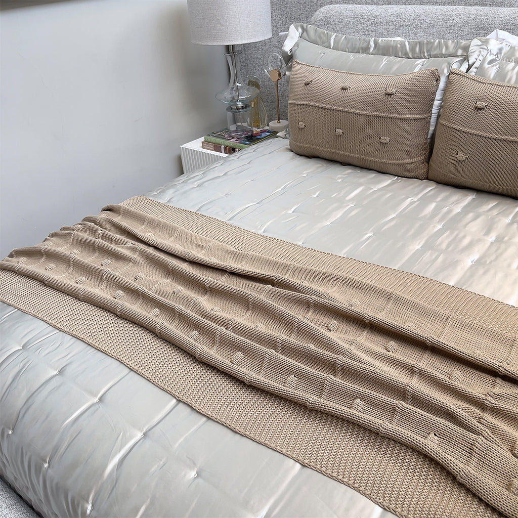 Peseira Tricot para Cama Bege Natural 90x240cm Bolinha