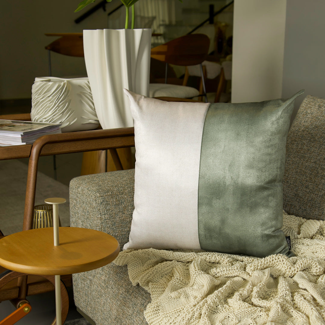 Capa Almofada Acetinada Verde e Branca Silk Home 50x50cm