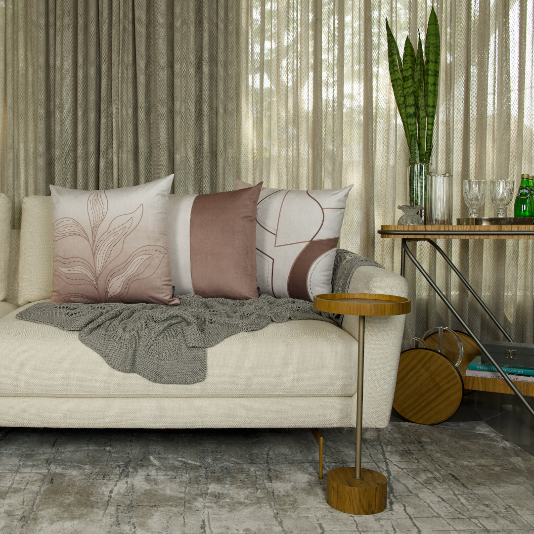 Capa Almofada Veludo Luxor Geométrica Branca e Bege 50x50cm