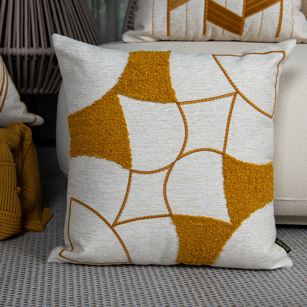 Capa Almofada cor Linho Bordada Boucle Mostarda 50x50cm Concept