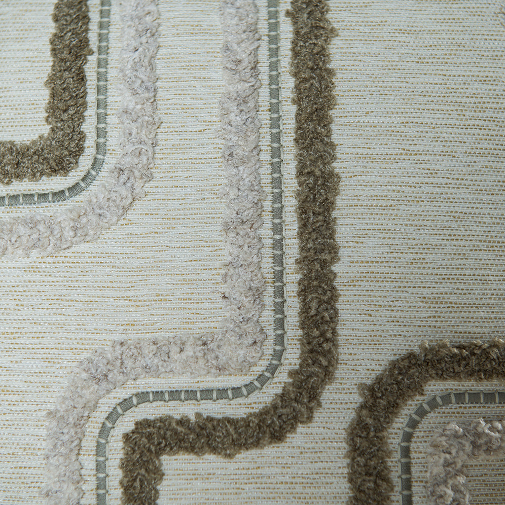 Capa Almofada cor Linho Bordada com Fio Boucle Castor 50x50cm Concept