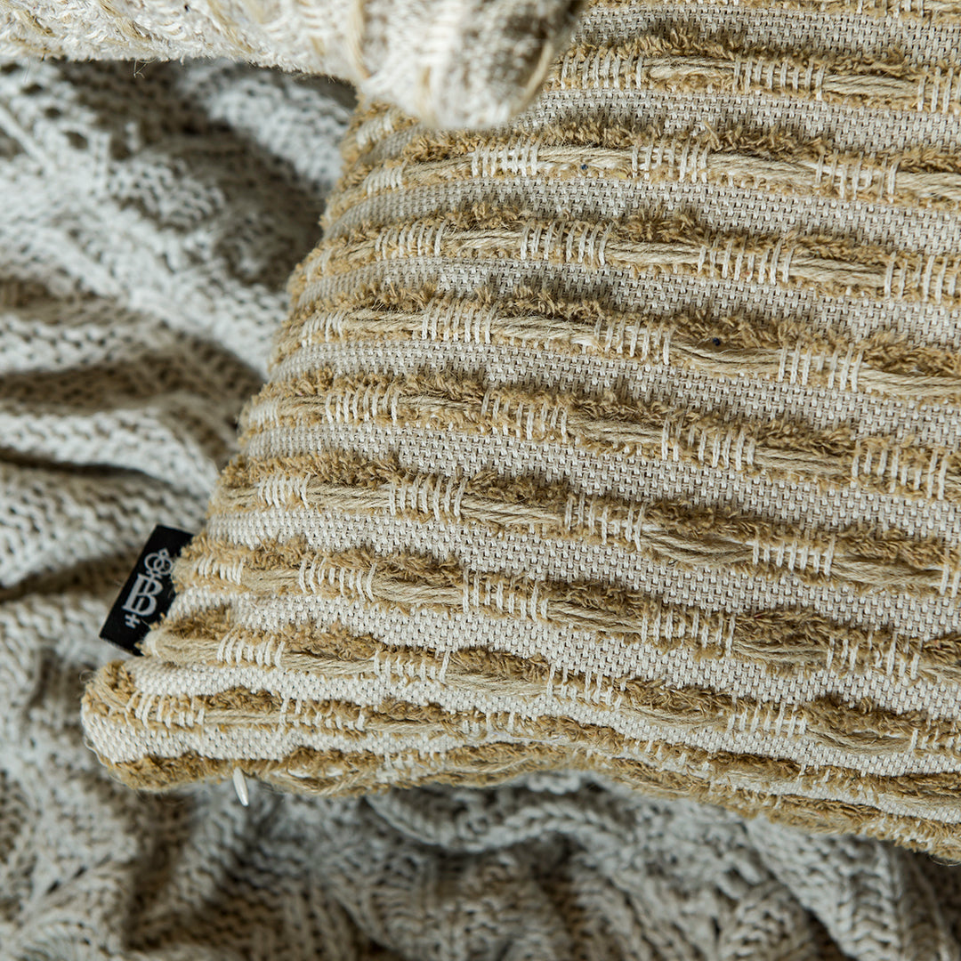 Capa Almofada Artesanal cor Kaki e Linho 50x50cm Concept