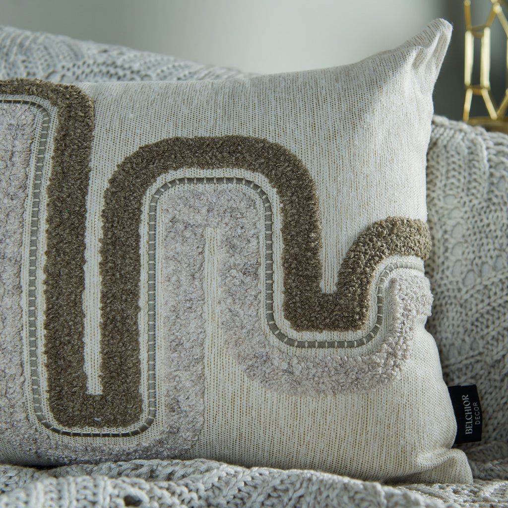 Capa Almofada cor Linho Bordado com Fio Boucle Castor 35x55cm Concept