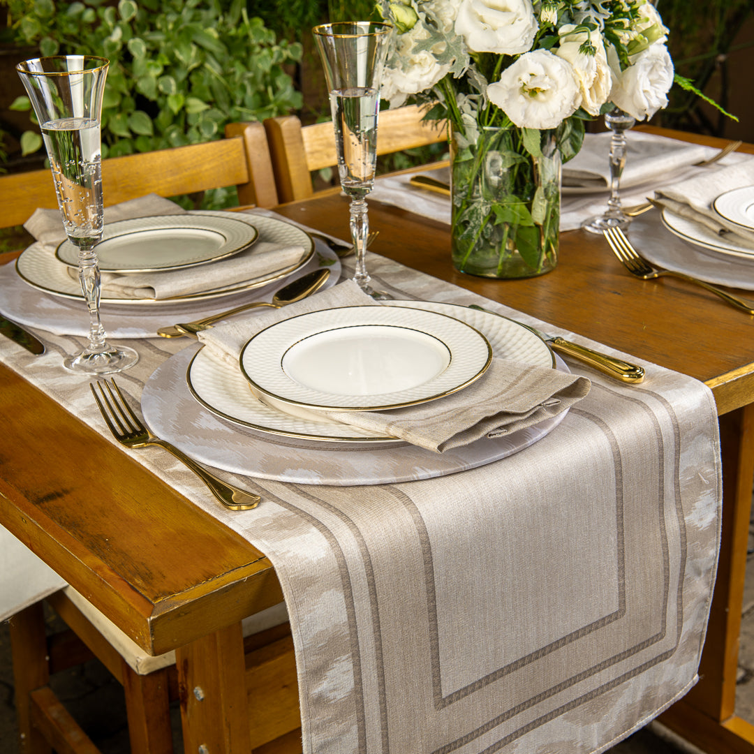 Caminho de Mesa Dunas Ikat Bege c/ Hidrorrepelência 43x141cm