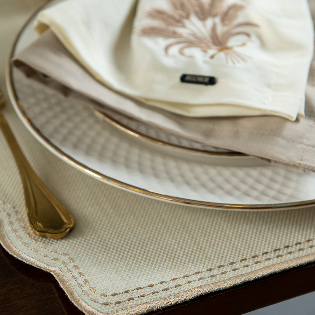 Lugar Americano Bordado Palha 44x38 - Concept Deméter Impermeável