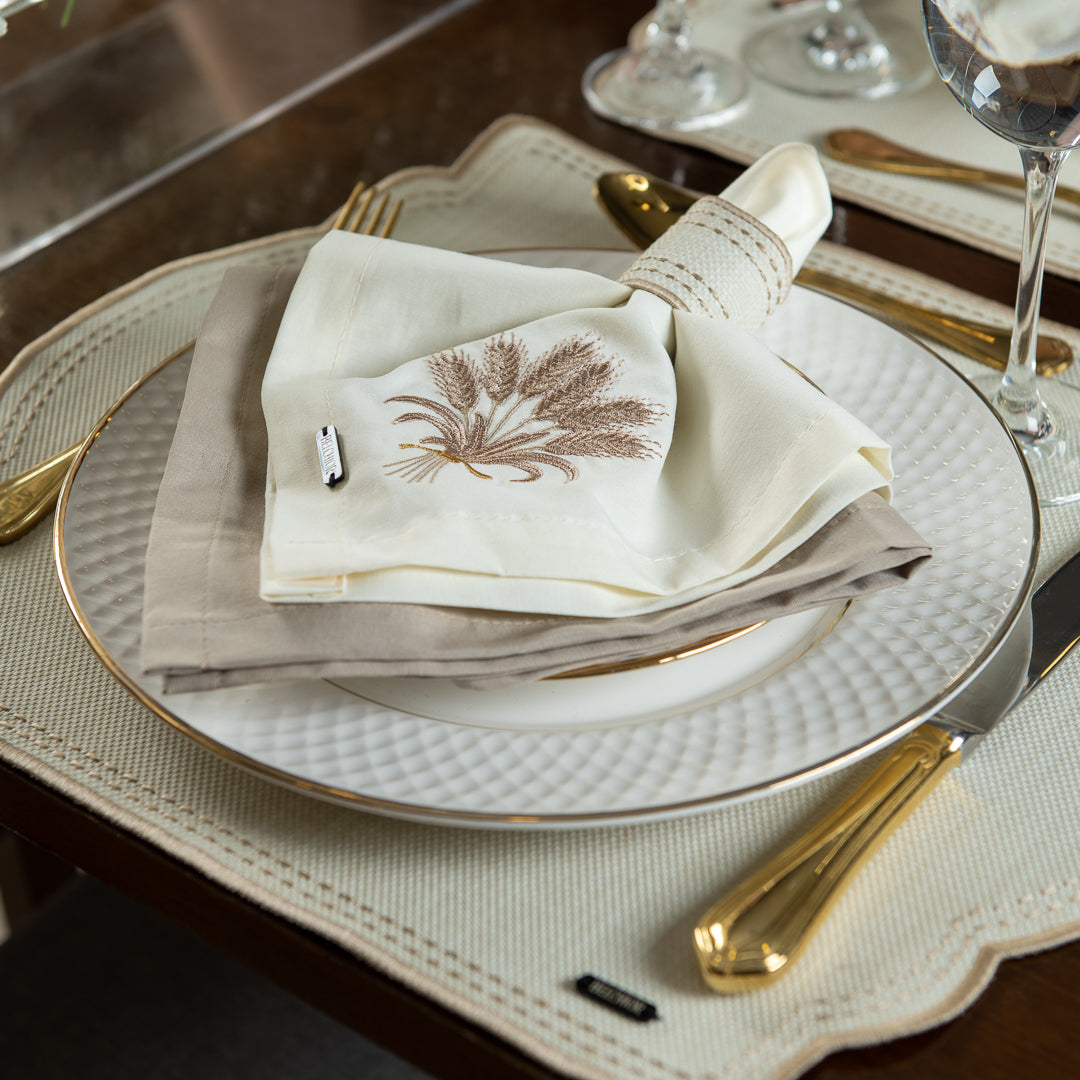 Lugar Americano Bordado Palha 44x38 - Concept Deméter Impermeável