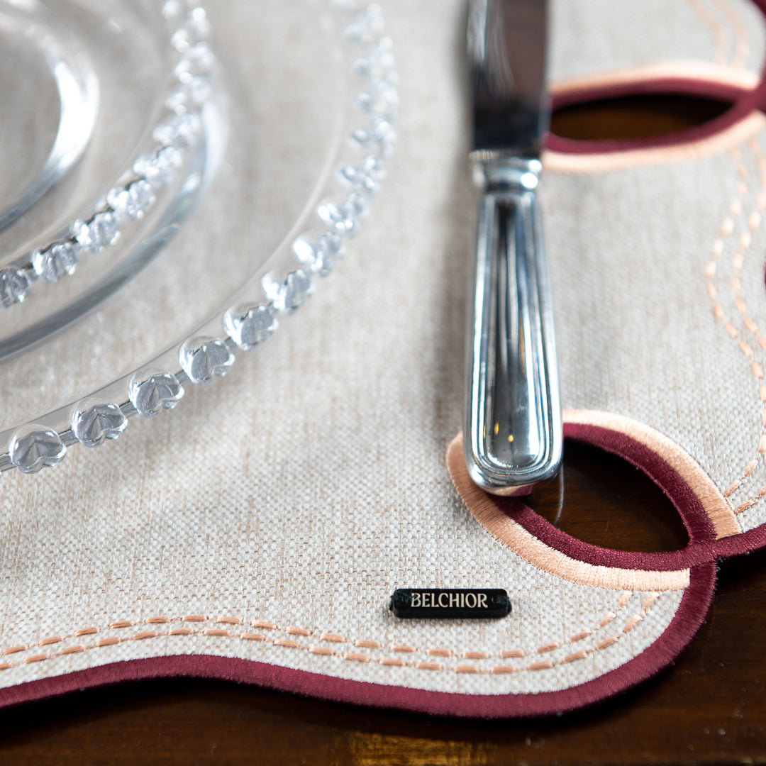 Lugar Americano Bordado Bordô 44x38 - Concept Ondina Impermeável