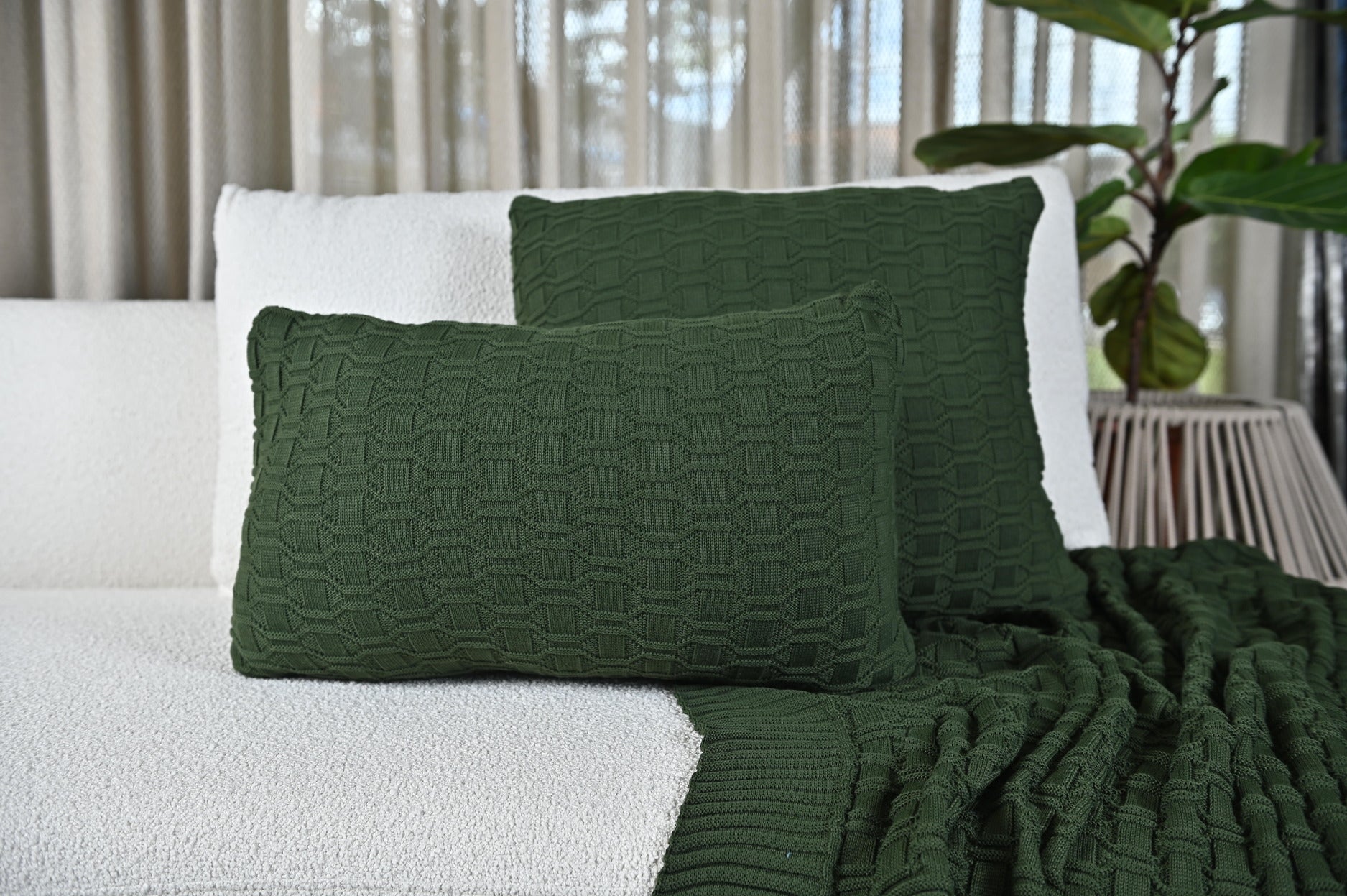 Manta Tricot Verde Militar  90x180 cm com Tassel -Diamond
