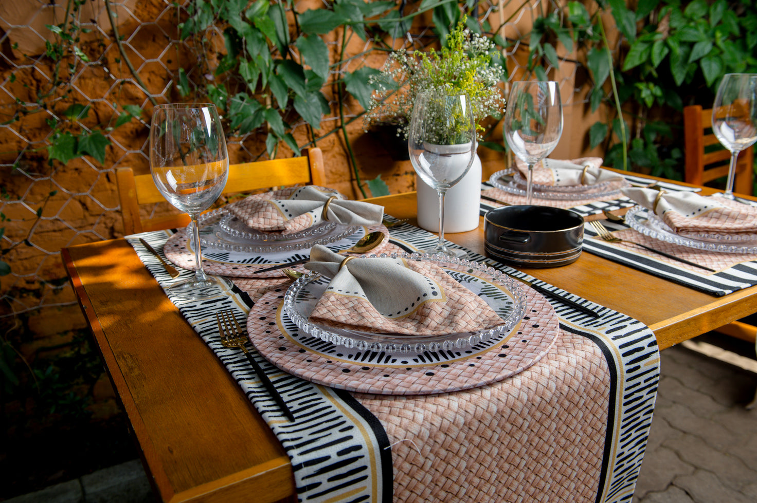 Caminho de Mesa África Bogolan c/ Hidrorrepelência 43x141cm