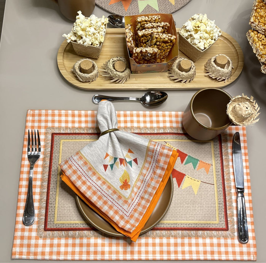Kit 2 Guardanapos Linho Laranja Liso 43x43 + 2 Argolas