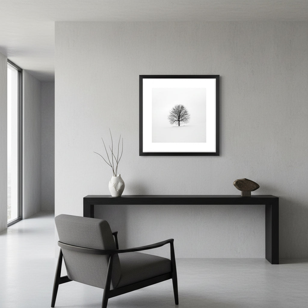 Quadro Árvore Seca Tela Fosca Moldura Preta - Pequeno 32x42cm
