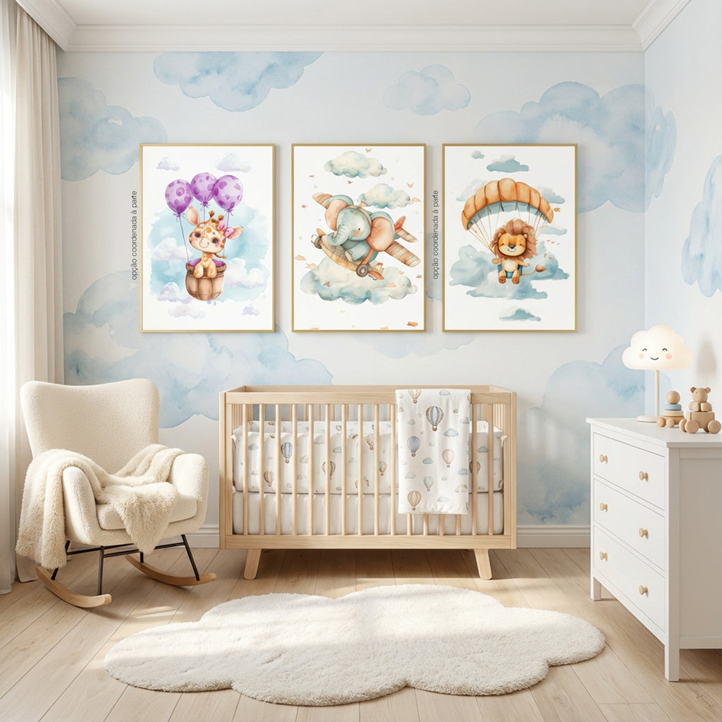 Quadro Infantil Elefante Tela Fosca Moldura Amadeirada - Pequeno 32x42cm