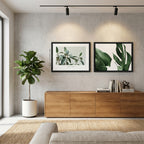 Quadro Botânico Folhas Tela Fosca Moldura Preta - Pequeno 32x42cm